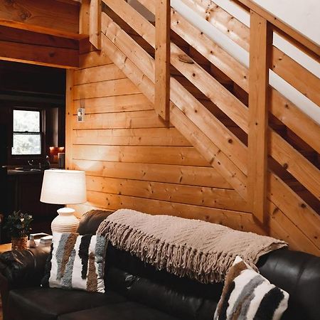 Wolf Creek Cabin At 36 North - Hot Tub Purlear 외부 사진