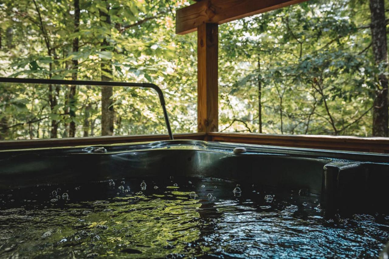 Wolf Creek Cabin At 36 North - Hot Tub Purlear 외부 사진