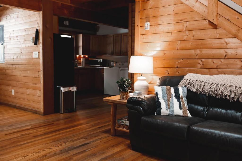 Wolf Creek Cabin At 36 North - Hot Tub Purlear 외부 사진