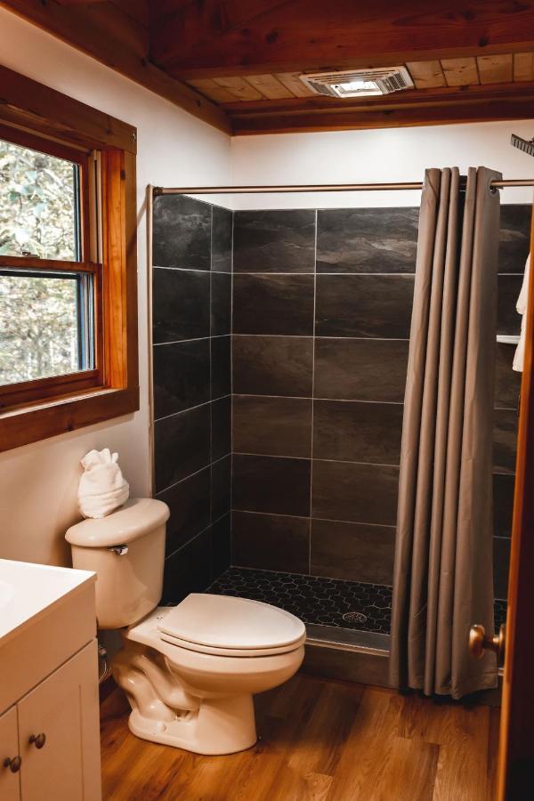 Wolf Creek Cabin At 36 North - Hot Tub Purlear 외부 사진